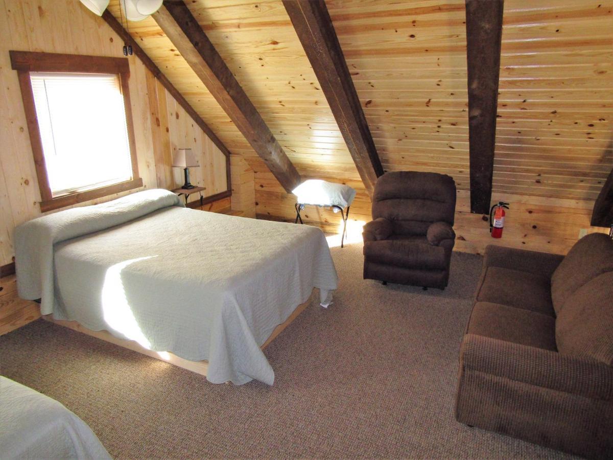 Freedom Ridge Cabins Хил Сити Екстериор снимка