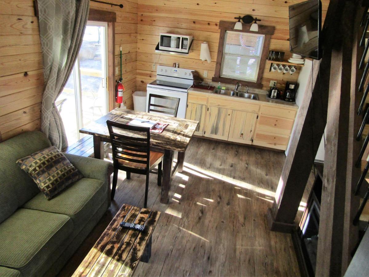 Freedom Ridge Cabins Хил Сити Екстериор снимка