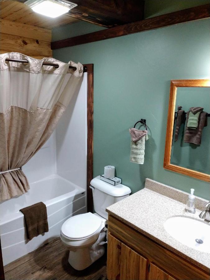 Freedom Ridge Cabins Хил Сити Екстериор снимка